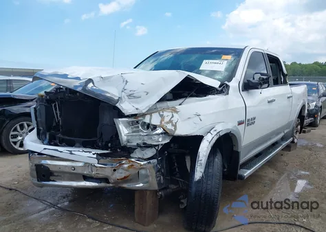 2017 Ram 1500 Laramie 4X4 6'4 Box from USA, damaged, VIN 1C6RR7VT3HS842511